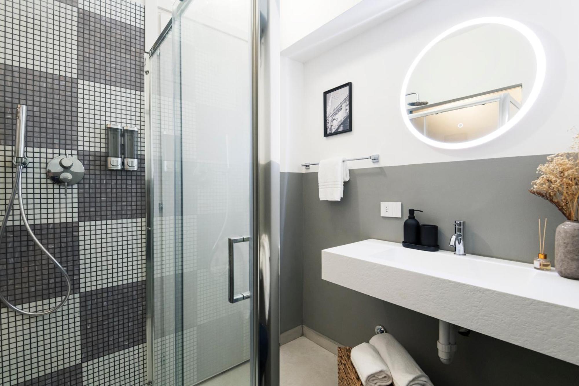 Easylife - Suite In Centrale Milaan Buitenkant foto